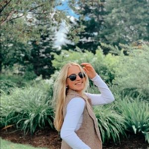 Meet your Posher, Rachel